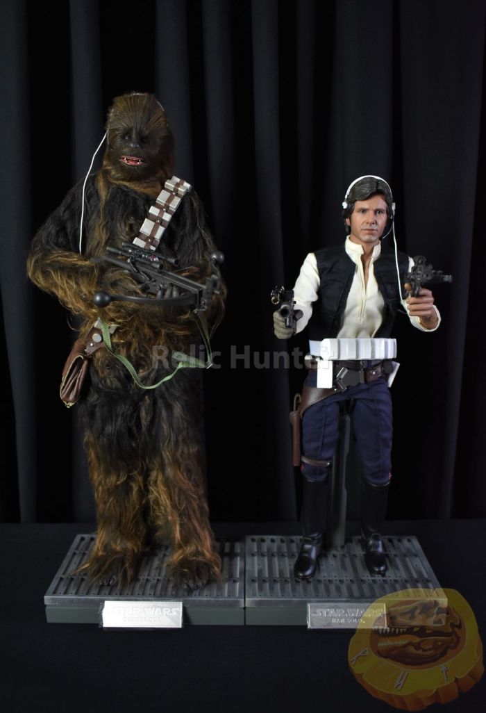 Hot Toys Han Solo & Chewbacca (Figure Set)