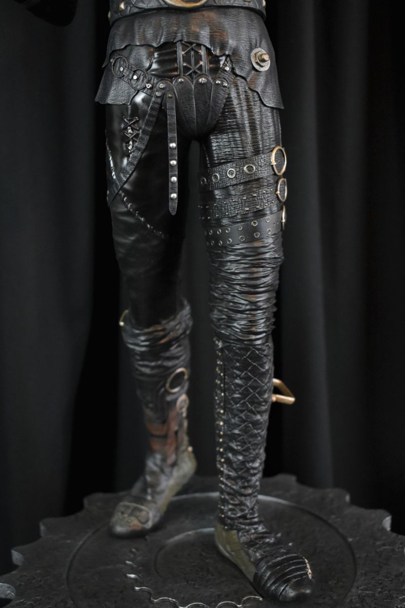 Hollywood Collectibles Group Ollókezű Edward bemutató