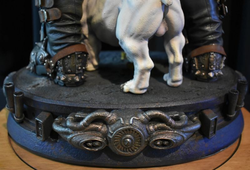 Sideshow Lobo és Dawg bemutató