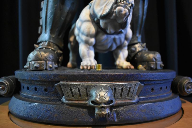 Sideshow Lobo és Dawg bemutató