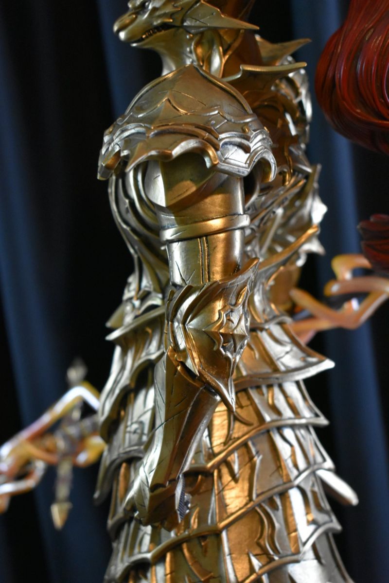 First4Figures Dragon Slayer Ornstein bemutató