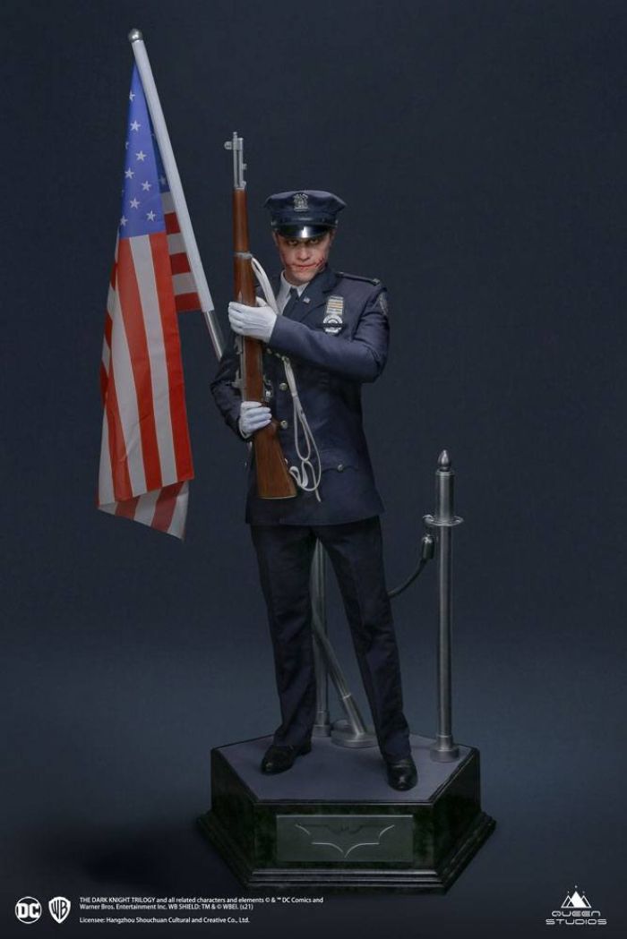 Queen Studios The Dark Knight Statue 1/3 Joker Police Uniform 68 cm