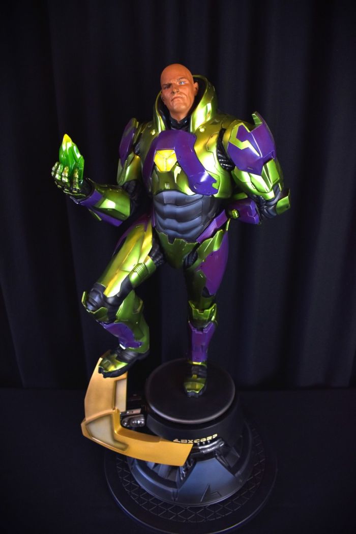 Sideshow Collectibles Premium Format Lex Luthor Power Suit szobor Exclusive
